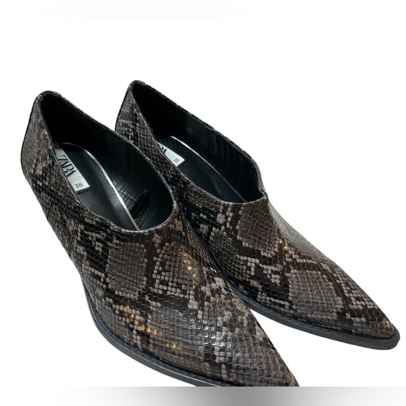 ZARA Gray/Black Snakeskin Print Shooties Shoes Booties Western Cowgirl - Size 38 - Picture 2 of 11